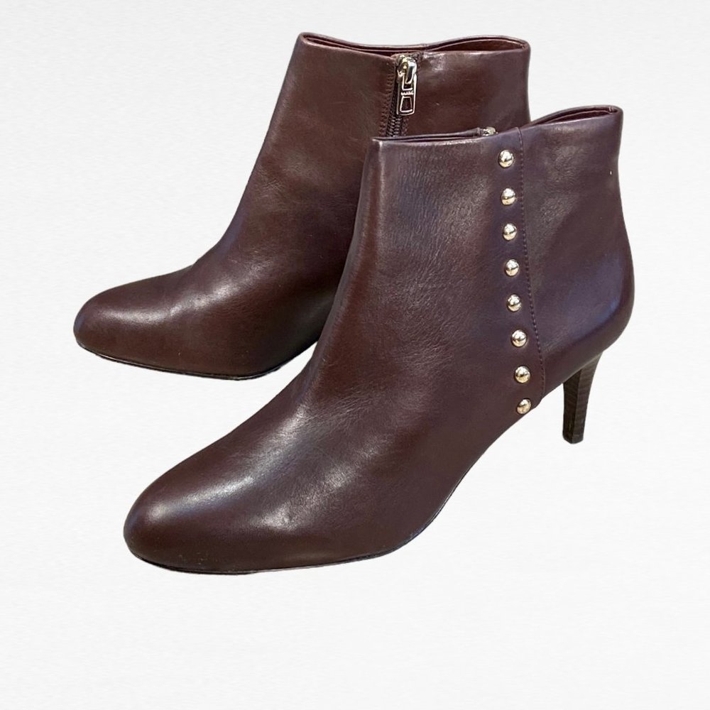 Coach COMFY Ankle Booties Brown Leather Gold Stud Accents 3” Heel Sz 9.5